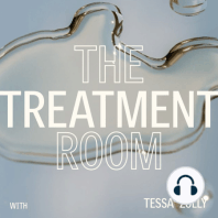 30. From Bloat + Breakouts to Bliss With Holistic Nutritionist Jass Stupak: How Coffee, Food, Probiotics, Candida + Gut Health Affect the Skin.