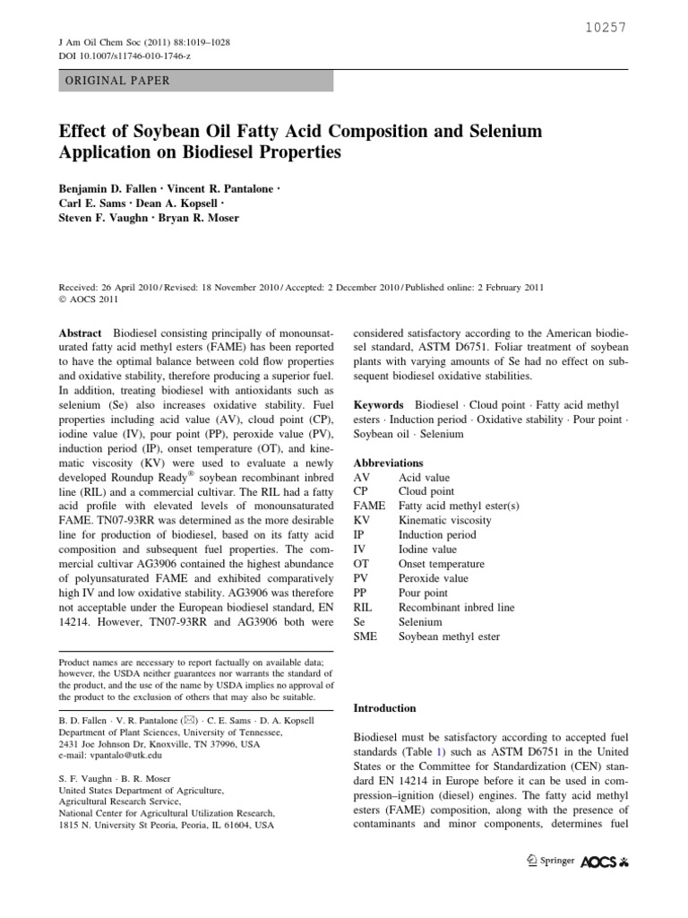 Effect of Soybean Oil Fatty Acid Composition and Selenium Application