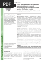 Using species richness and functional traits predictions to constrain assemblage predictions from stacked species distribution models