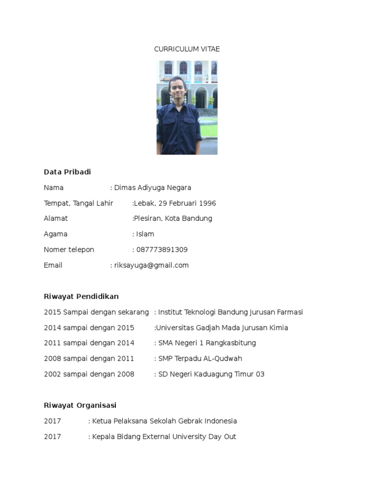 Contoh Curriculum Vitae Farmasi - Simak Gambar Berikut
