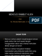 Mencuci Rambut Klien