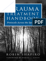 Trauma Treatment Handbook - Protocols Across The SpecProfessional Books (Hardcover) ), The - Robin Shapiro