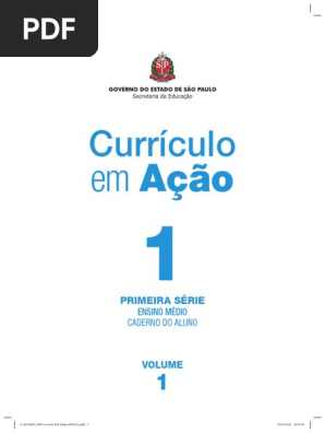 Foto recortada da mão feminina com relógio de pulso eletrônico smartphone  pesquisa informações úteis via aplicativo monitora o desempenho do treino  sincroniza informações entre gadgets dispositivos esportivos modernos