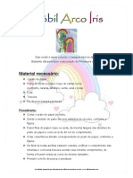 Móbil colorido de primavera com prato e fitas de papel