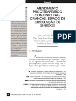 Atendimento psicoterapêutico conjunto pais-crianças: espaço de circulação de sentidos