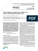 Thermodynamic Implications of High Q of thermo-TRP Channels in Living Cells