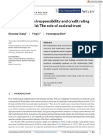 Corporate Social Responsibility and Credit Rating Around The World: The Role of Societal Trust