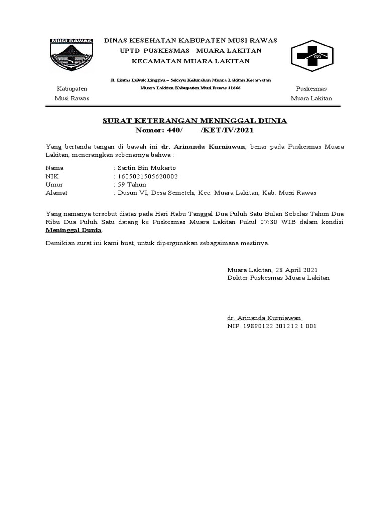 Tukli mushuklar va katta kokrakli katta olchamli qizlarning fotosuratlari