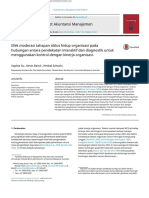 P11. The moderating effect of organisational life cycle stages on.en.id.pdf