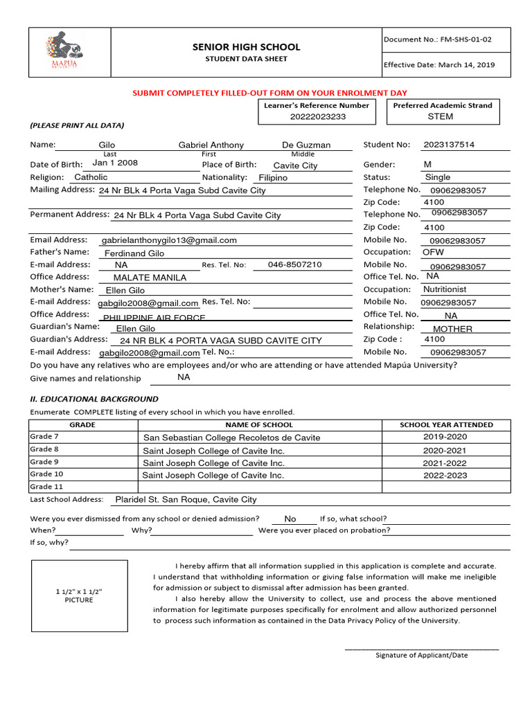 Fm-shs-01-02 - Shs Student Data Sheet | PDF