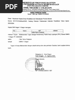 Erkaklar eshakdagi qizni har xil narsalar bilan sikishdi.