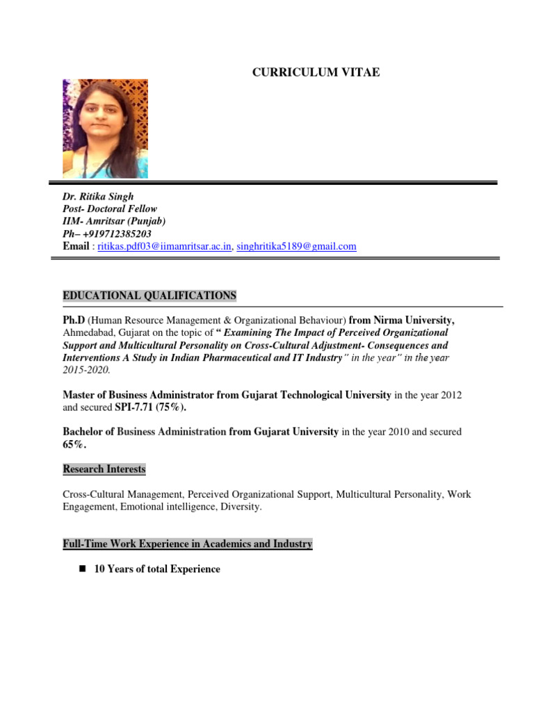 CV Iim | PDF | Master Of Business Administration | Business School