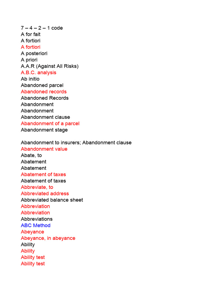 صورة توضيحية لكاتب إدخال بيانات يعمل بتركيز على لوحة المفاتيح والحاسوب