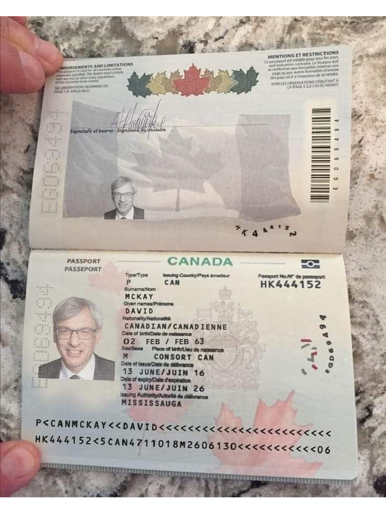 MODIFIER PASSEPORT visual data 7