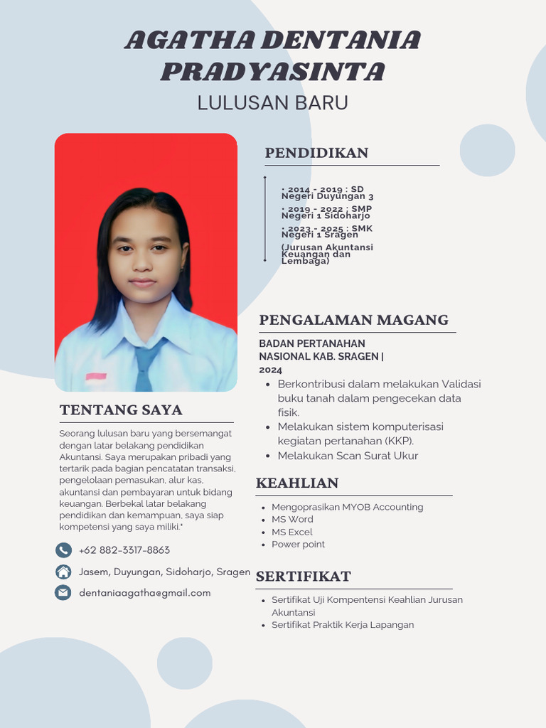 Putih Hitam Minimalis Geometris CV Resume Lulusan Baru Dokumen A4
