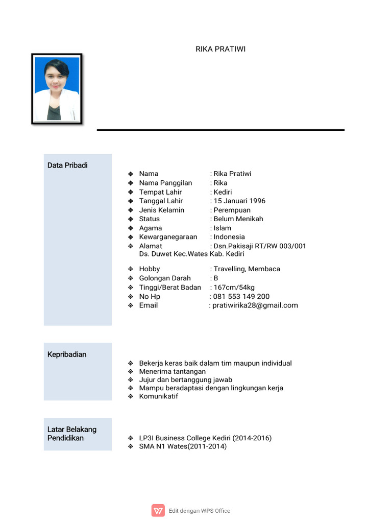Profil Rika Pratiwi: CV dan Pengalaman | PDF