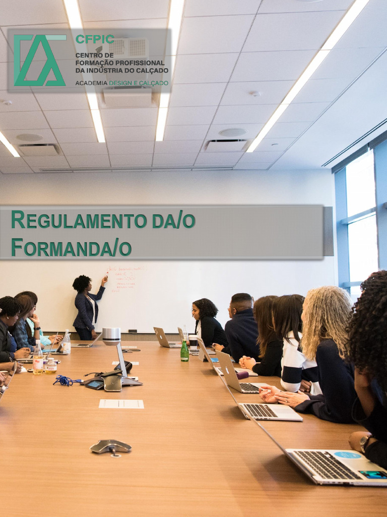 Regulamento de Formação do CFPIC | PDF | Férias trabalhistas | Pedagogia