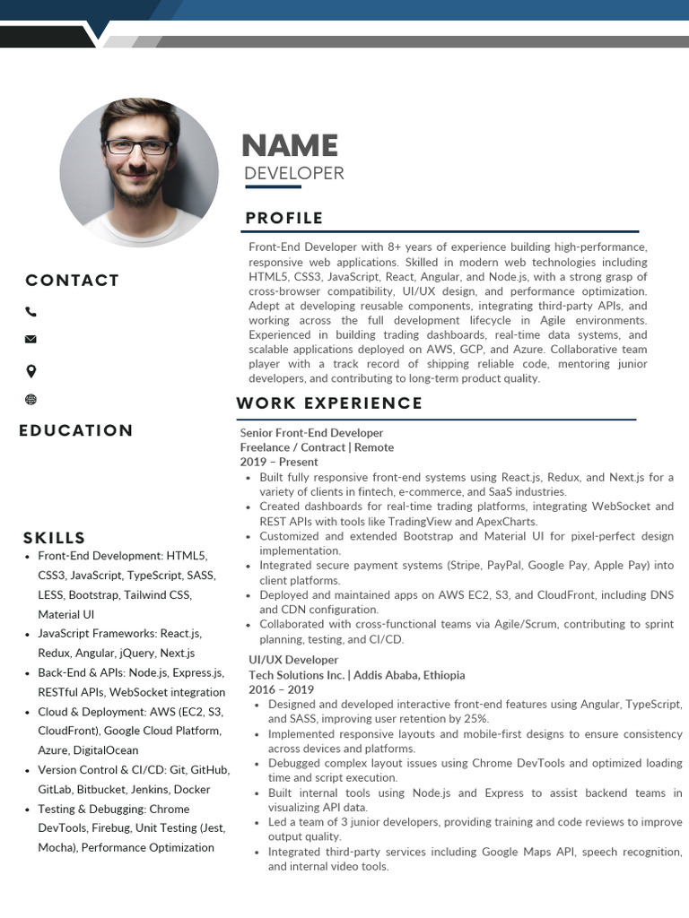 Blue and Black Minimalist Business Resume CV | PDF | Cloud Computing ...