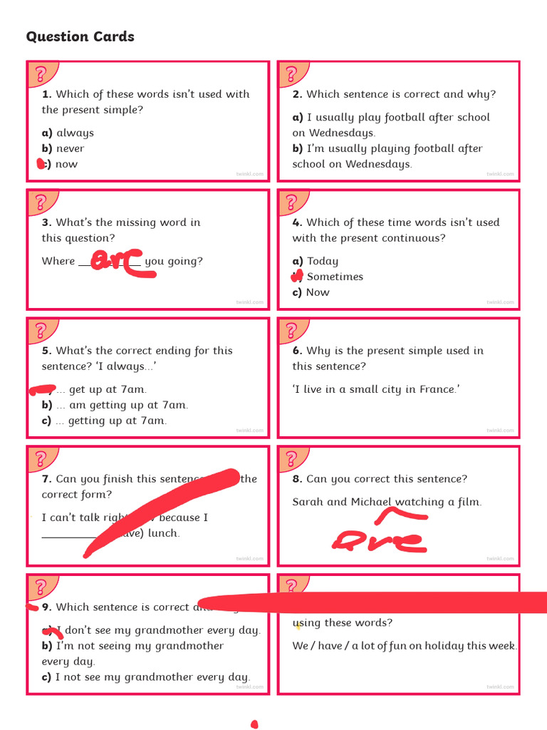 Present Simple and Continuous Quiz | PDF | Chess | Chess Theory