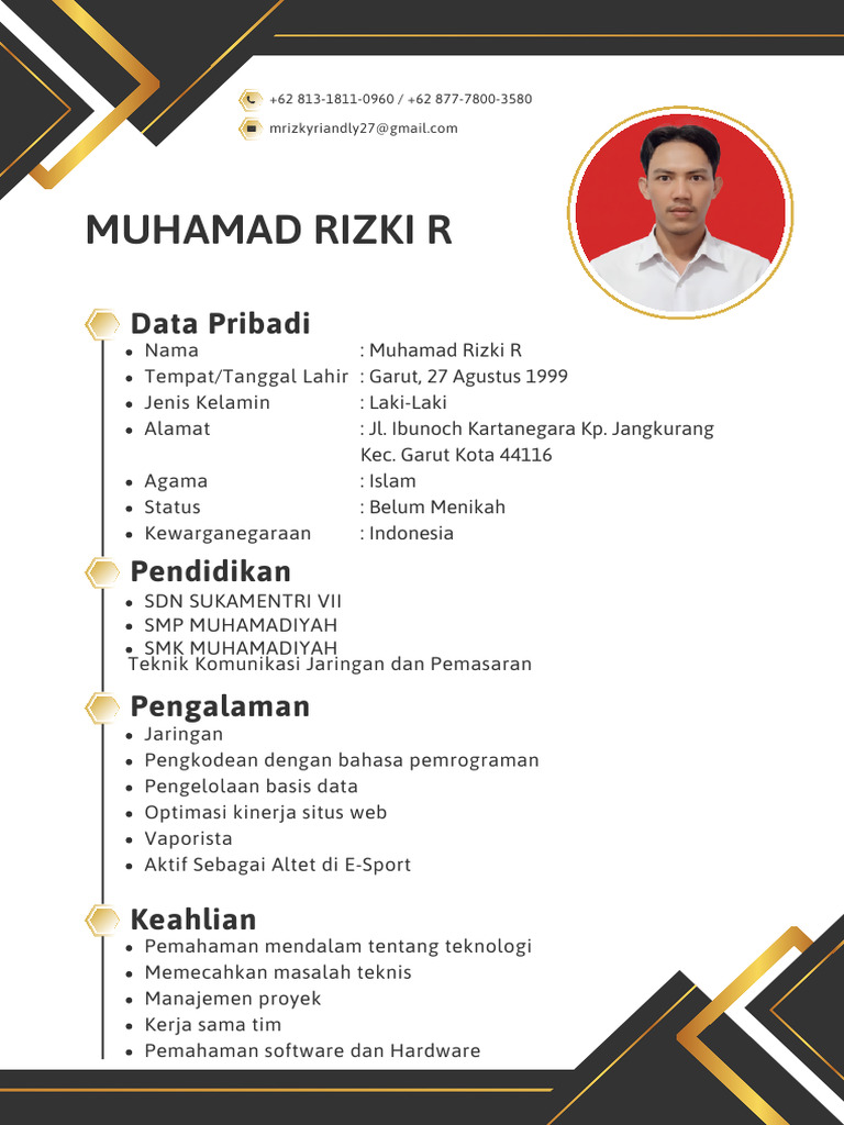 Profil Profesional Muhamad Rizki R | PDF