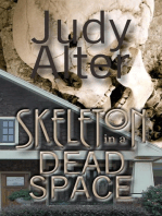 Skeleton in a Dead Space: Kelly O'Connell Mysteries, #1