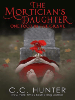 The Mortician's Daughter: One Foot in the Grave: The Mortician's Daughter, #1