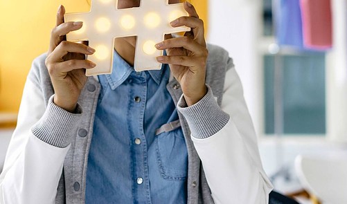 UK Says Instagram To Crack Down On Hidden Influencer Ads - TechLife