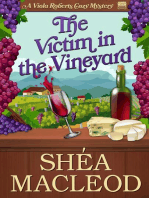 The Victim in the Vineyard: Viola Roberts Cozy Mysteries, #8
