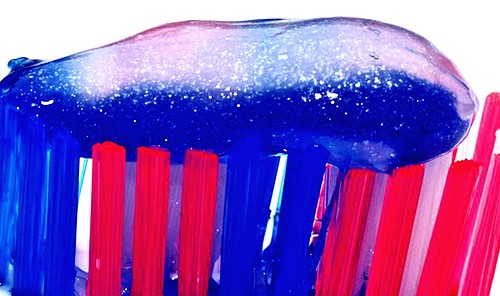 Toothpaste Chemical Can Fight Antibiotic Resistance - Futurity | Everand