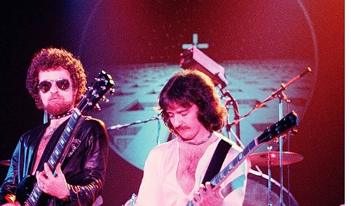 Five Ways To… Write A Classic Riff - Total Guitar | Everand