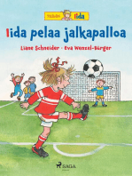 Iida pelaa jalkapalloa