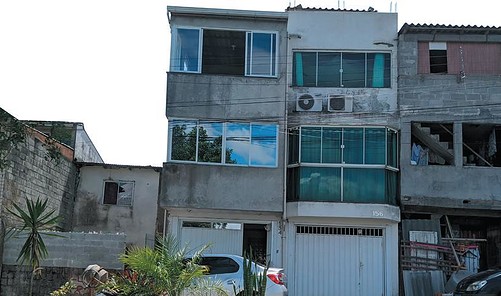 How A Public Housing Project unplanned Neighborhood Became An - Reason ...