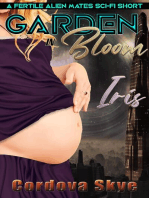 Iris (A Fertile Alien Mates Sci-Fi Short - Alien Breeding Erotica)